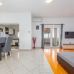 Appartement Stunning In *