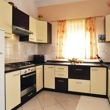 Beautiful In With Kitchen Апартаменты