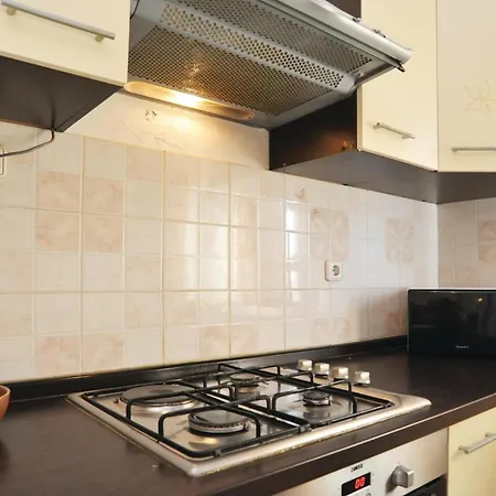 Apartment Amazing In With Wifi Maslenica
